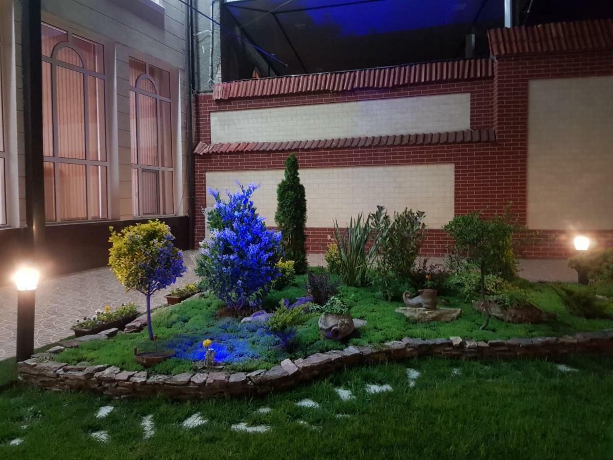 Guest House "Rohat Lux" سمرقند المظهر الخارجي الصورة