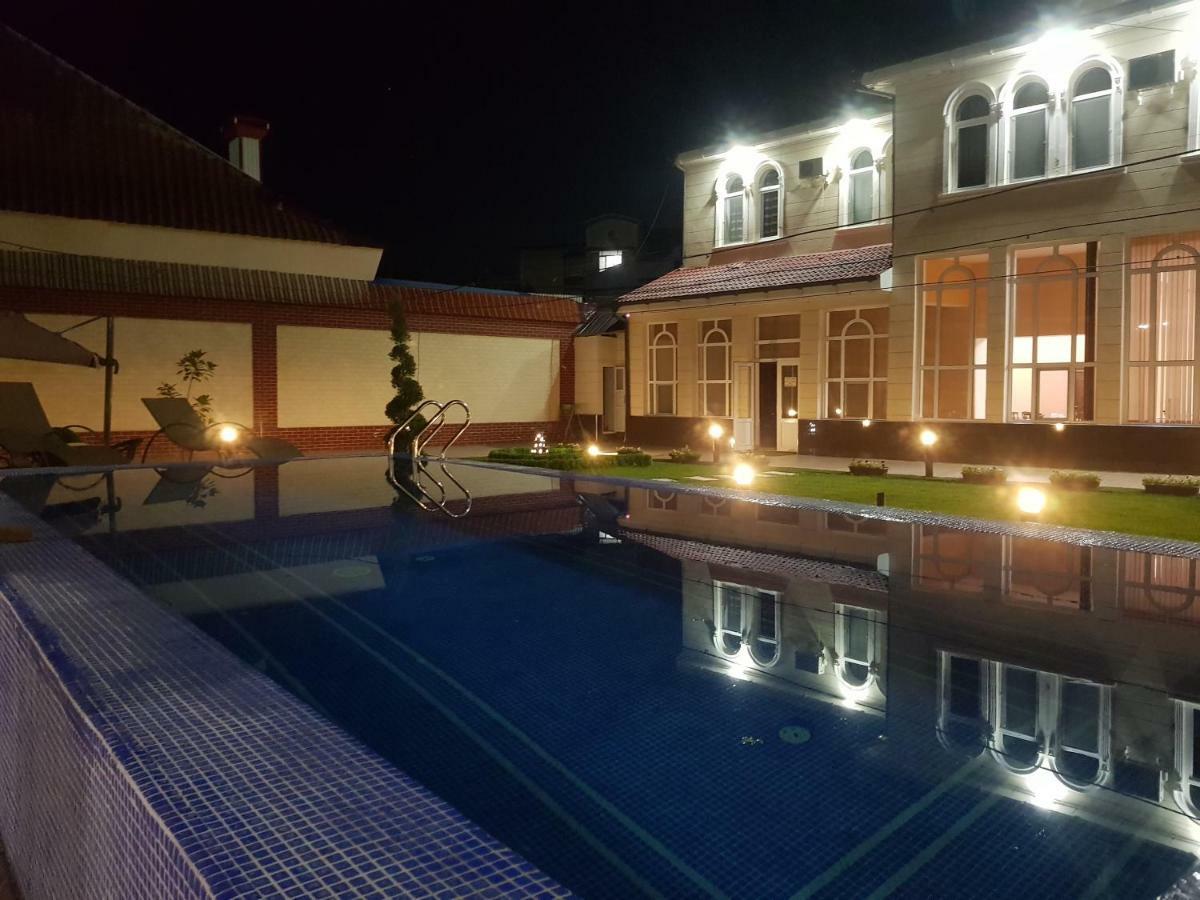 Guest House "Rohat Lux" سمرقند المظهر الخارجي الصورة